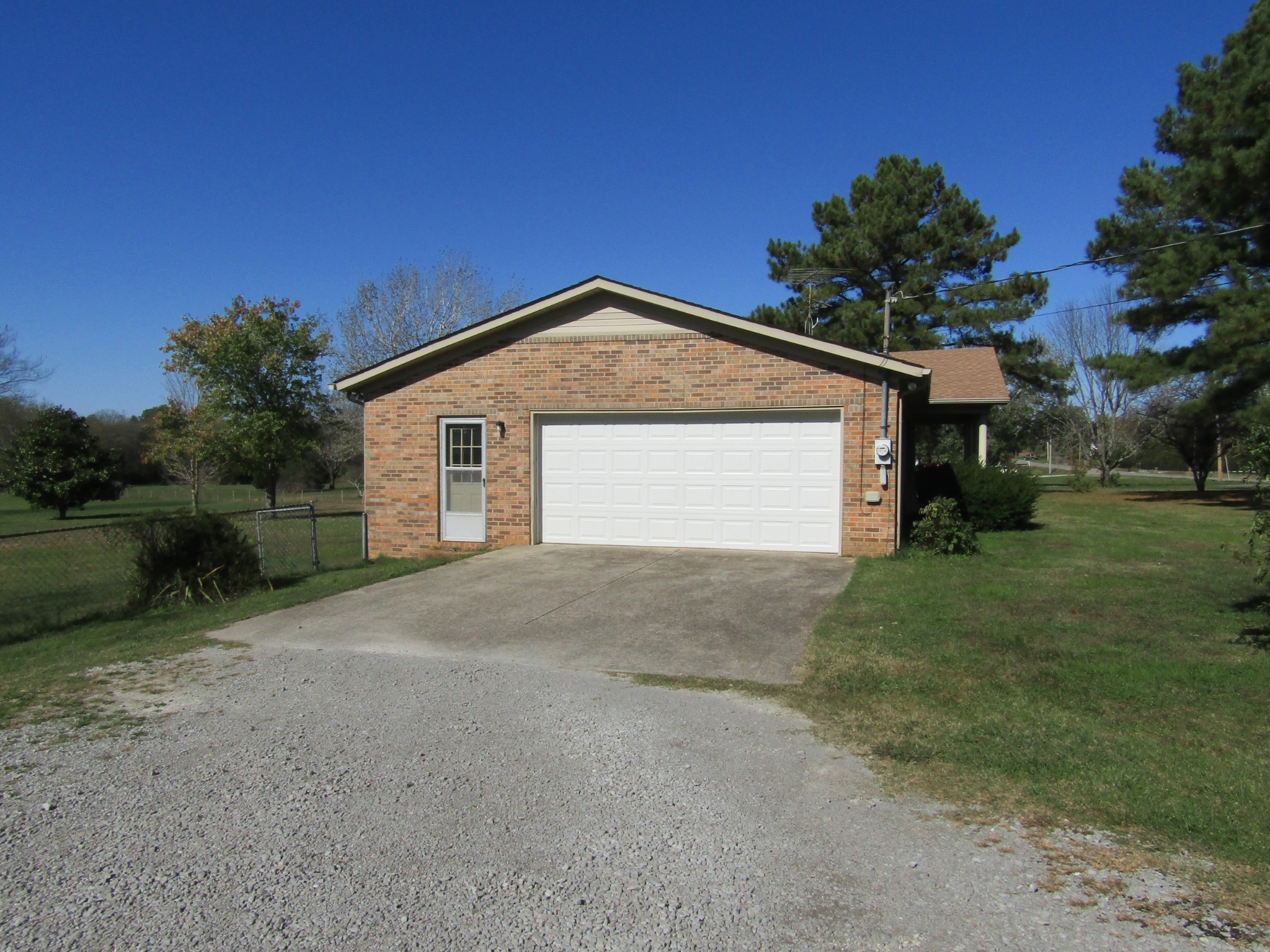 1373 Springplace Road Lewisburg, TN 37091 - Photo 4 of 16 Gallery Image 4