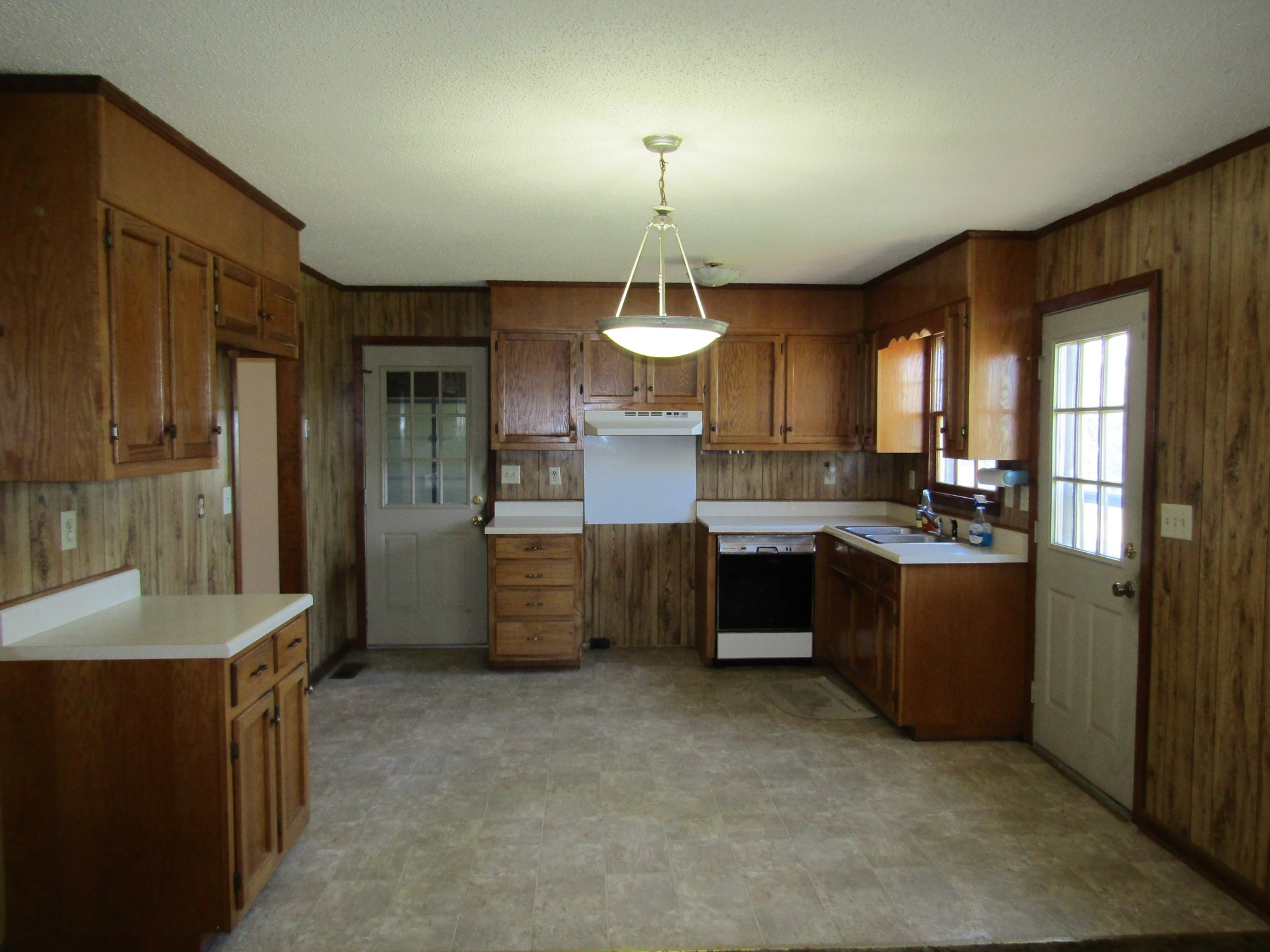 1373 Springplace Road Lewisburg, TN 37091 - Photo 10 of 16 Gallery Image 10