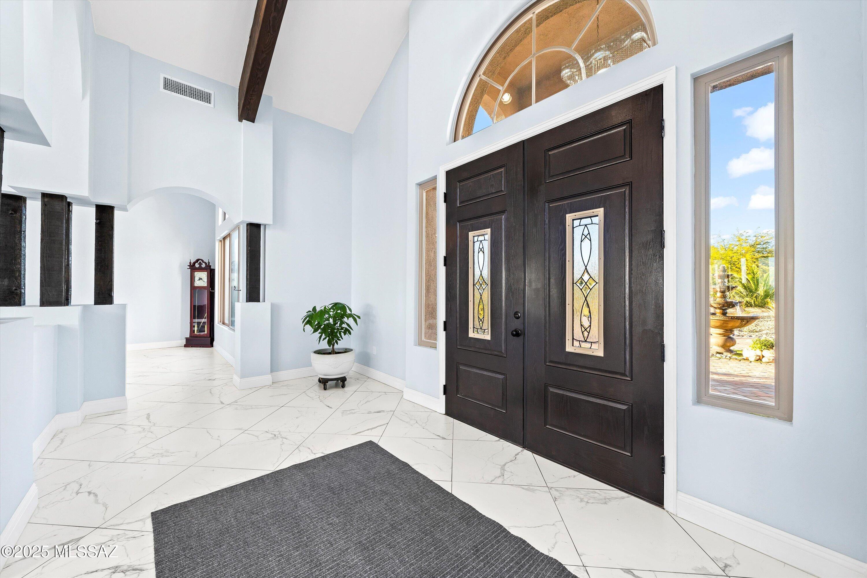 4620 East Swans Nest Road Tucson, AZ 85718 - Photo 5 of 45 Foyer