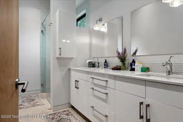 $4,175,000 | 5610 Schwabacher Lane, Wilson, WY 83014