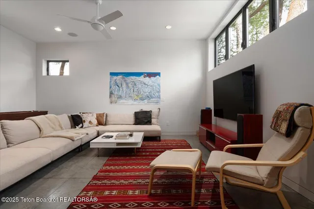 $4,175,000 | 5610 Schwabacher Lane, Wilson, WY 83014