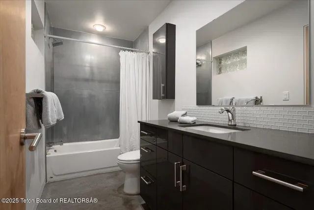 $4,175,000 | 5610 Schwabacher Lane, Wilson, WY 83014