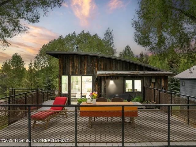 $4,175,000 | 5610 Schwabacher Lane, Wilson, WY 83014