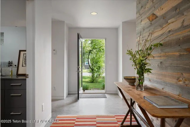 $4,175,000 | 5610 Schwabacher Lane, Wilson, WY 83014