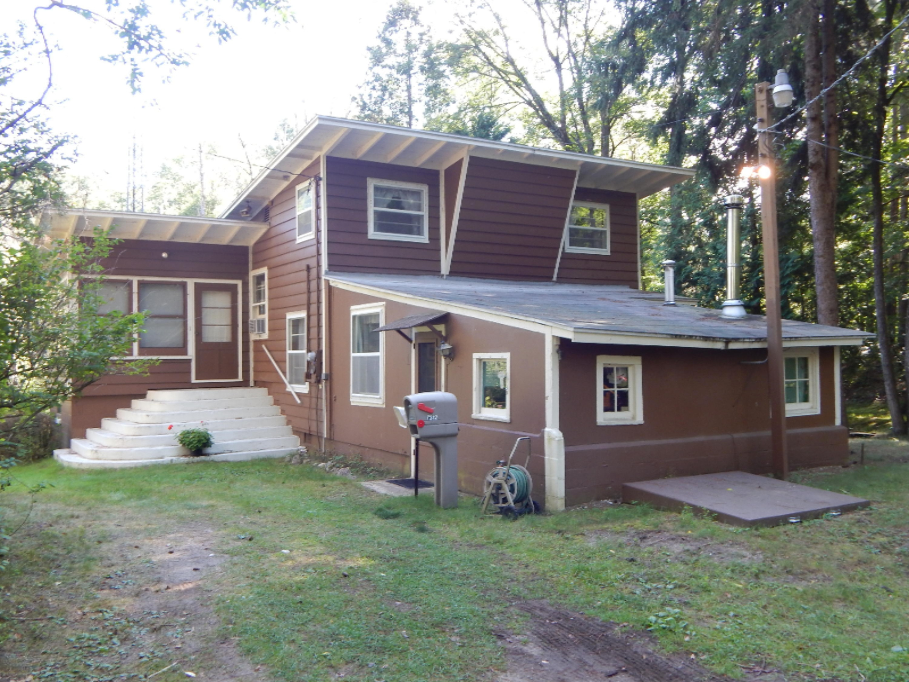 7312 West County Line Road Howard City, MI 49329 - Photo 1 of 50 DSCN3115