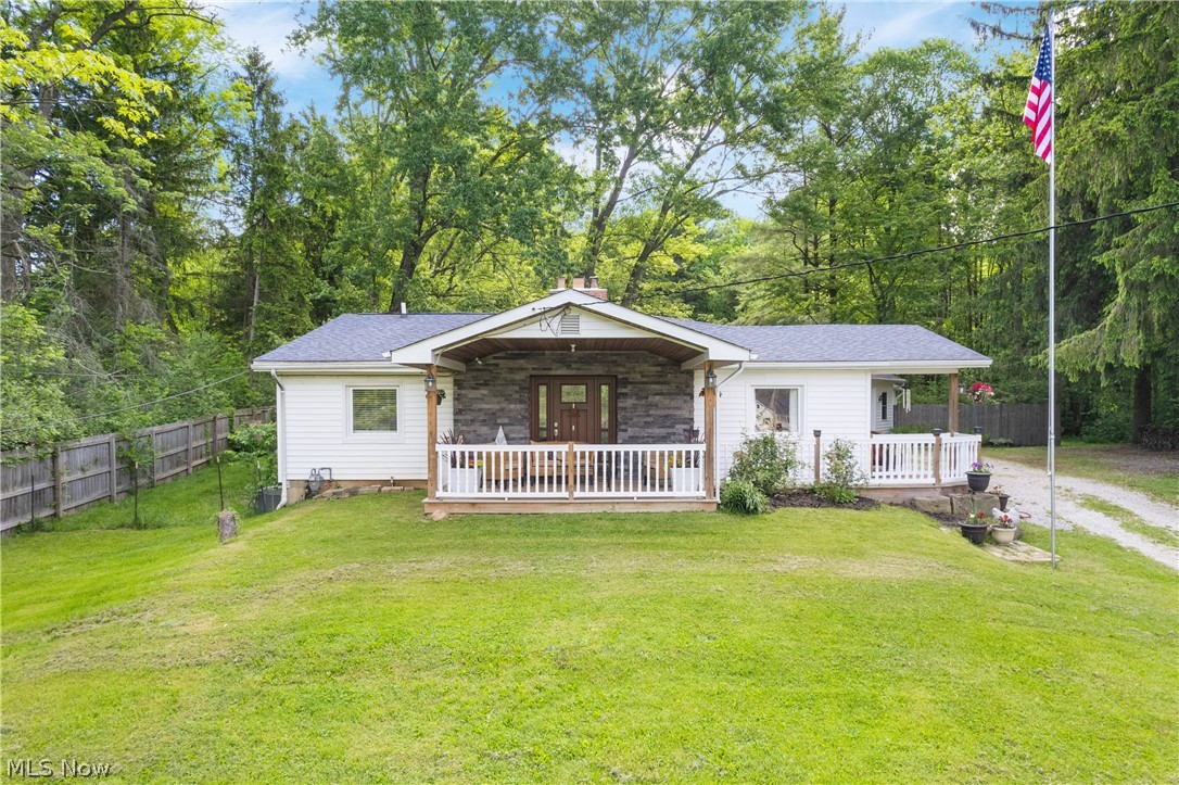 3255 Old Weymouth Road Medina, OH 44256 - Photo 1 of 31 View of front of home with a deck and a front lawn