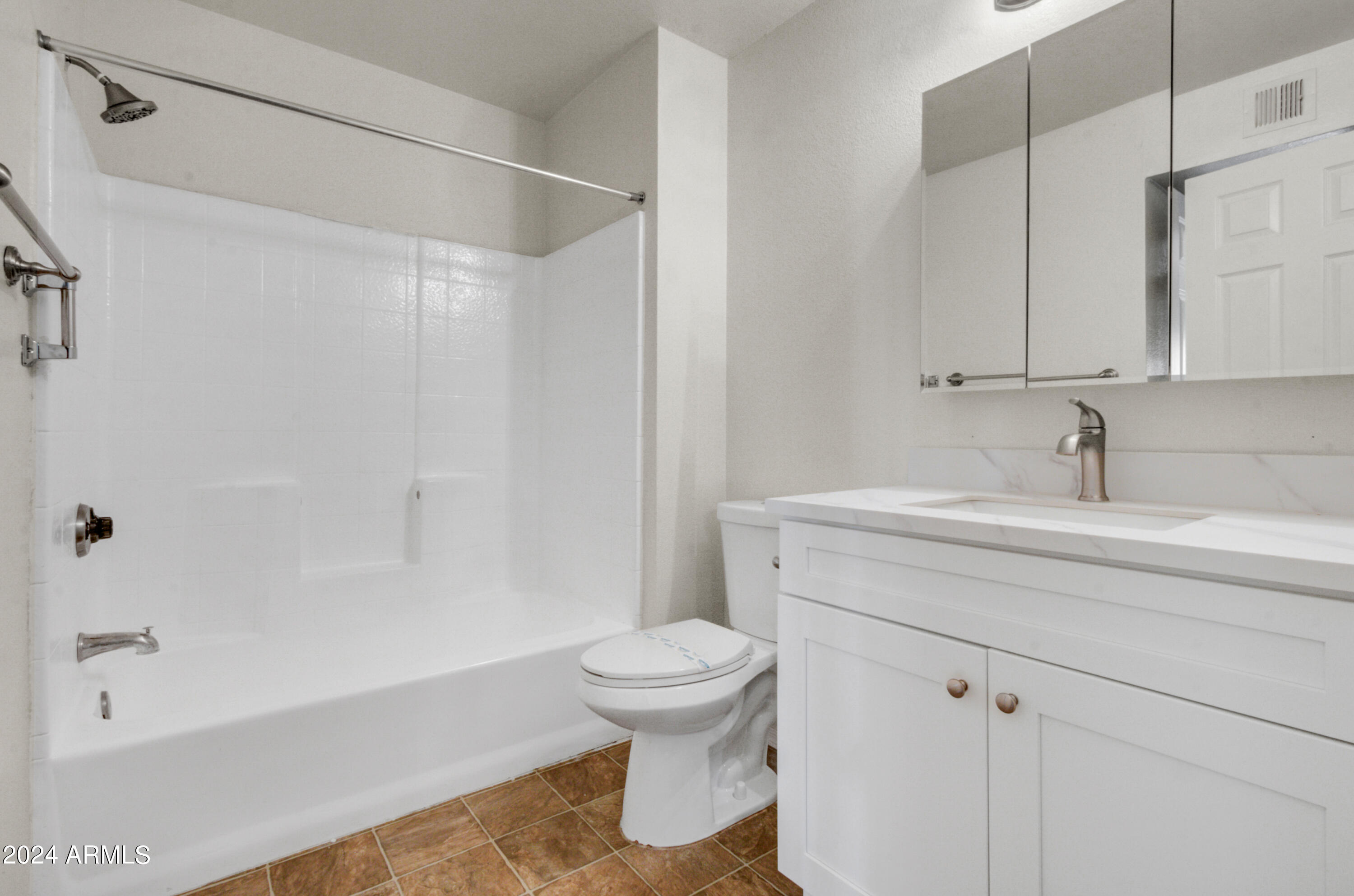 1331 West Baseline Road, Unit 118 Mesa, AZ 85202 - Photo 17 of 21 017_Bathroom 2