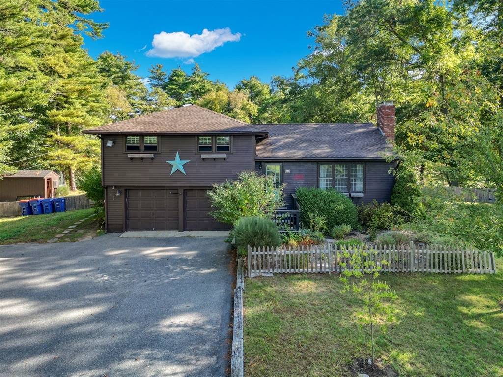 86 Pine Street Rochester, MA 02770 - Photo 1 of 41
