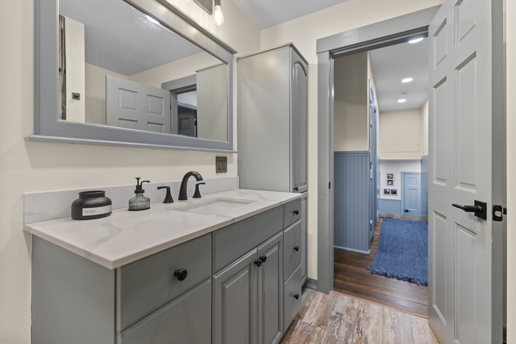 86 Pine Street Rochester, MA 02770 - Photo 13 of 41