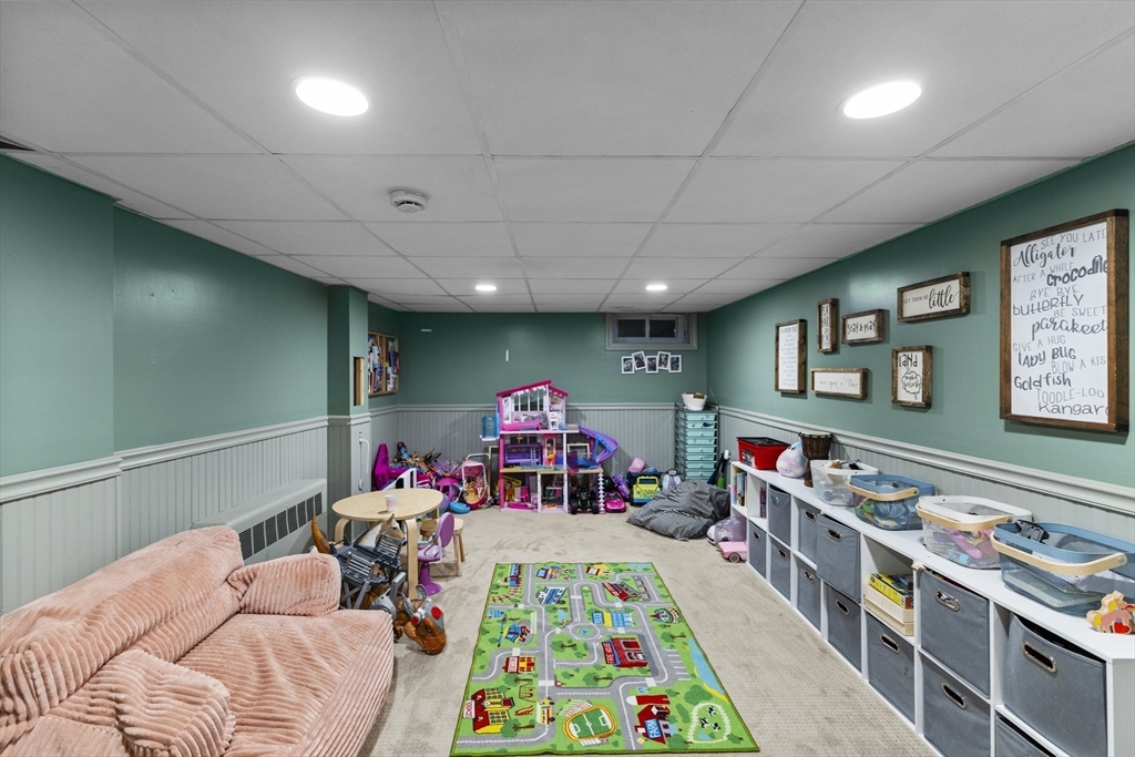 86 Pine Street Rochester, MA 02770 - Photo 24 of 41