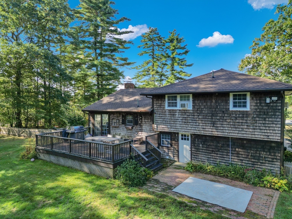86 Pine Street Rochester, MA 02770 - Photo 26 of 41