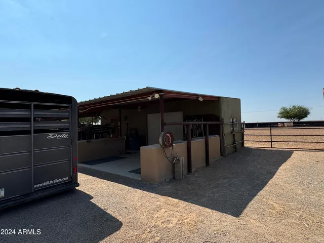 a view of a city street view