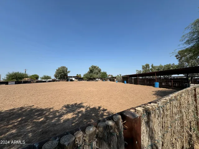 $975,000 | 642 East Cornman Road, Eloy, AZ 85131