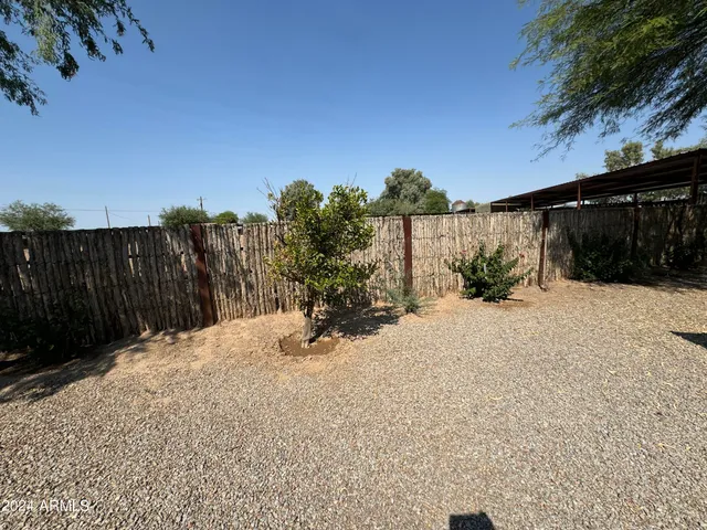 $975,000 | 642 East Cornman Road, Eloy, AZ 85131