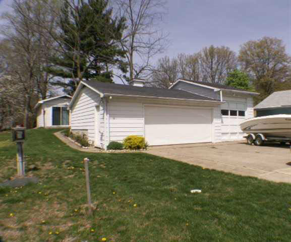 3925 West Sycamore Beach Road Angola, IN 46703 - Photo 21 of 26 Gallery Image 21