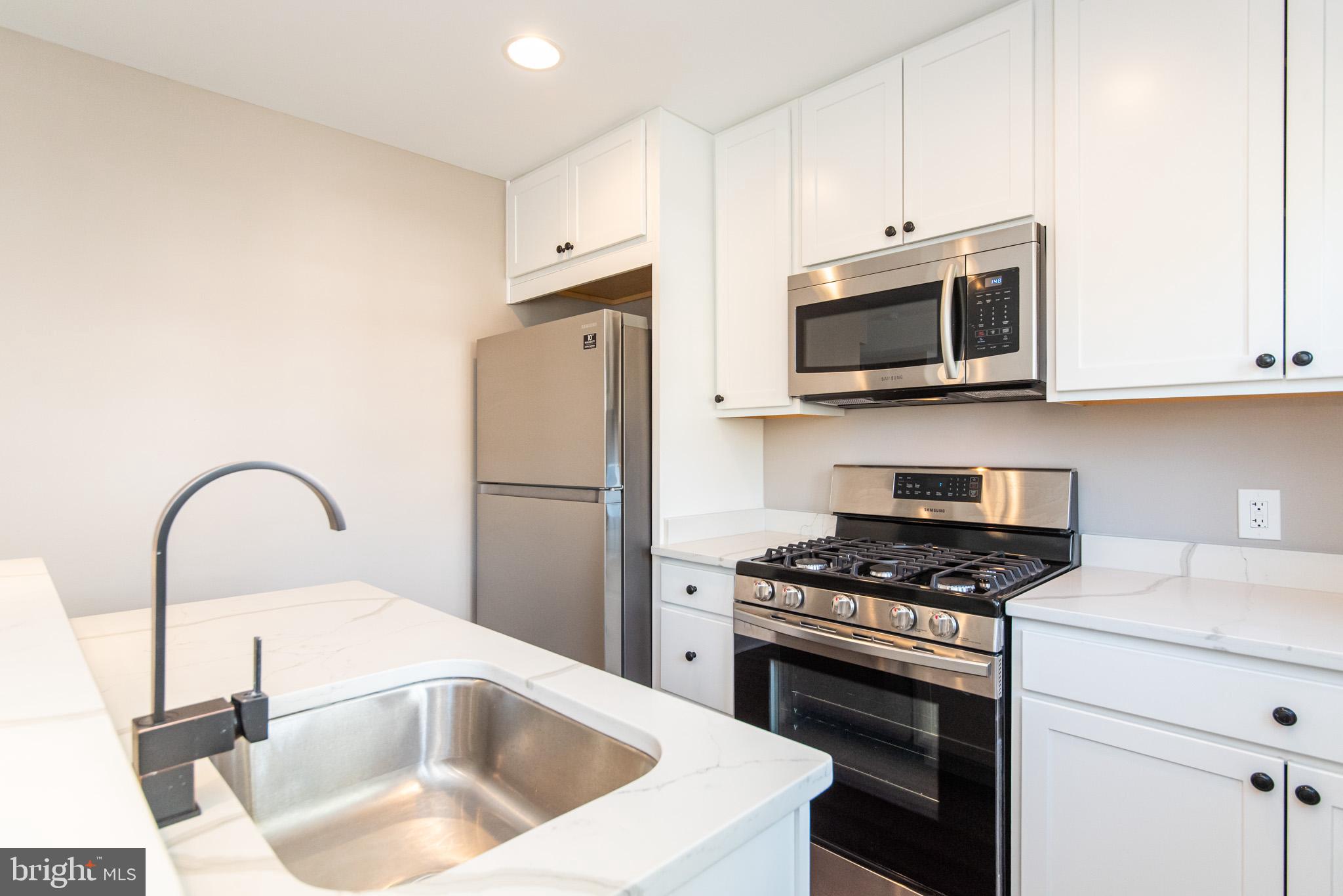 1812 Swansea Road Baltimore, MD 21239 - Photo 10 of 37 Deep sink detailed with goose head faucet