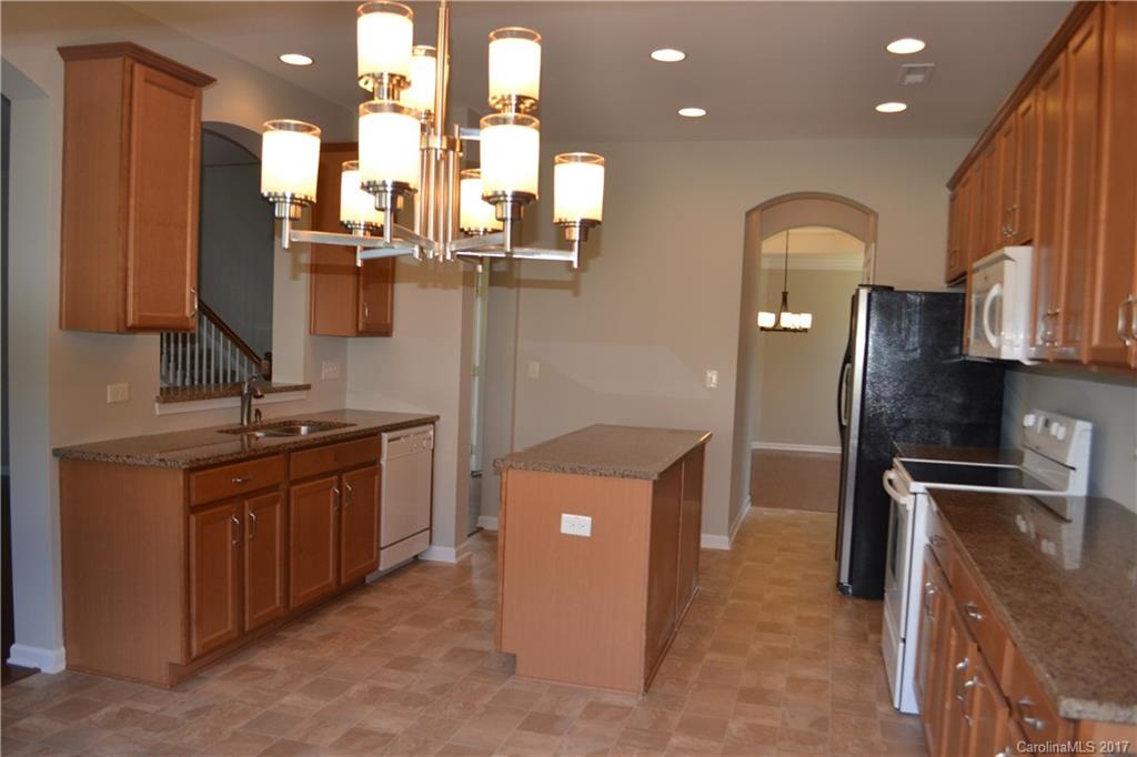 5608 Cactus Valley Road Charlotte, NC 28277 - Photo 5 of 24 Gallery Image 5