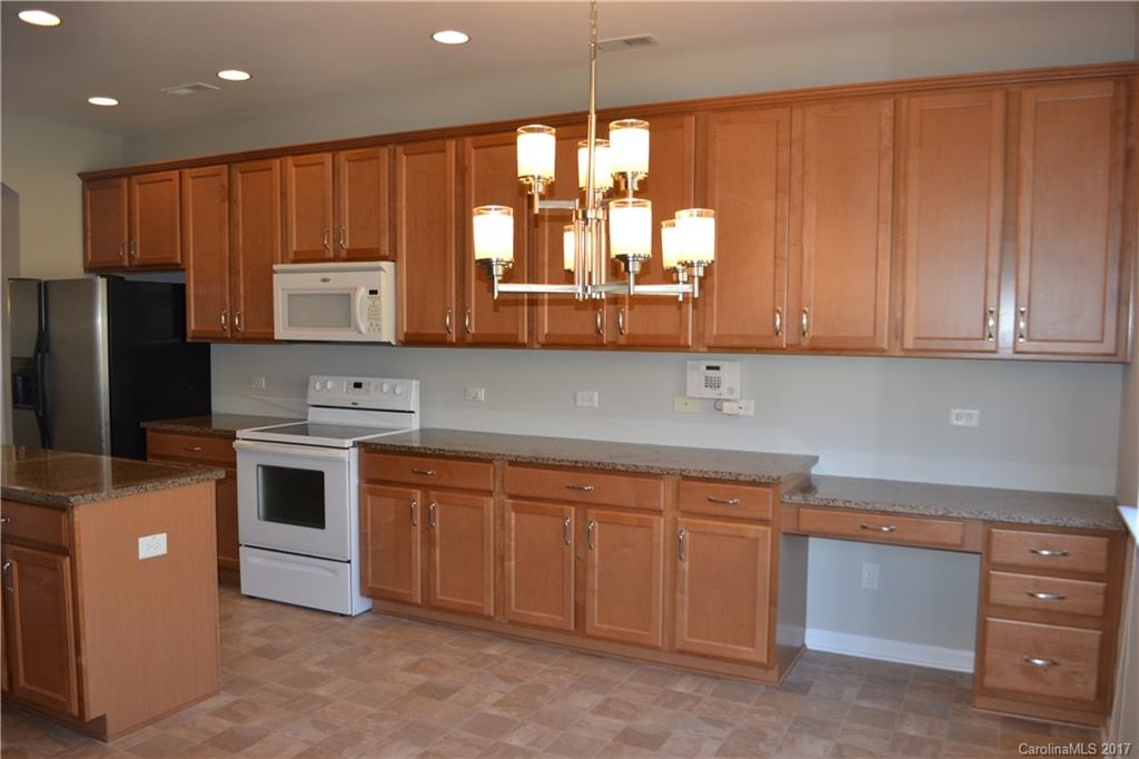 5608 Cactus Valley Road Charlotte, NC 28277 - Photo 7 of 24 Gallery Image 7