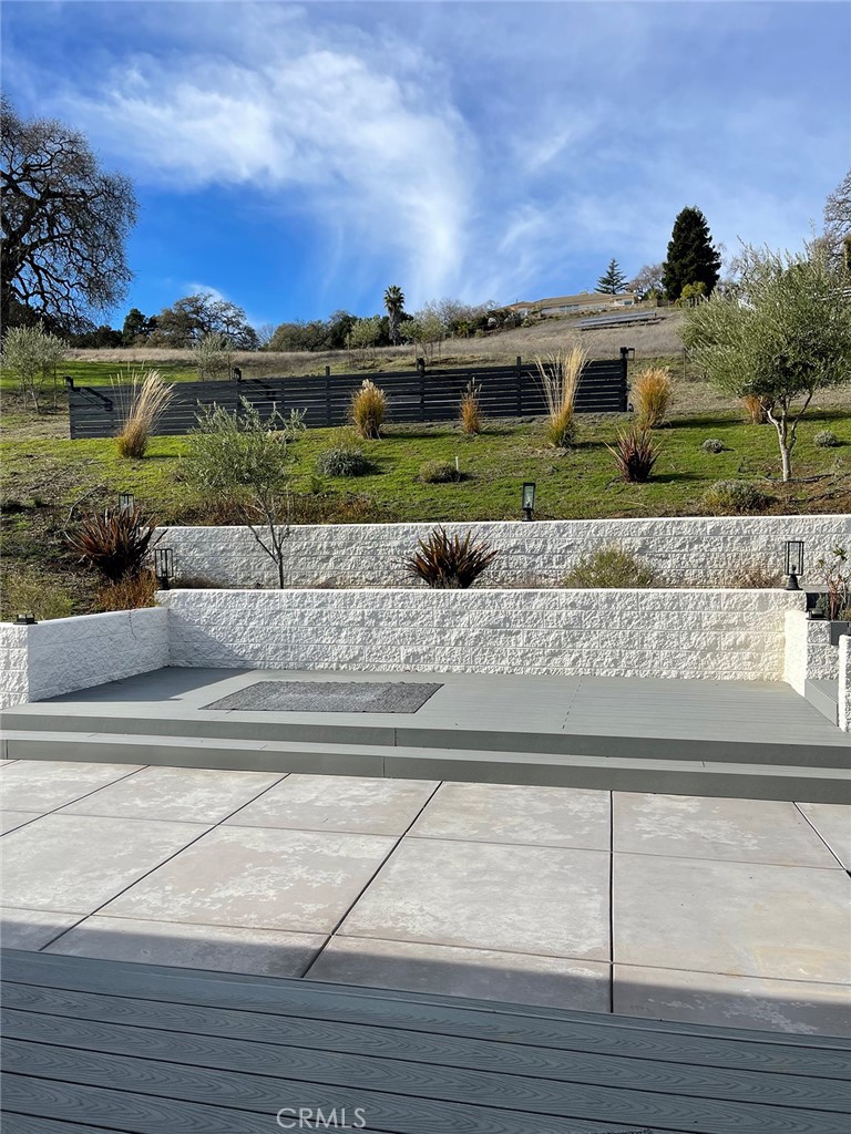 8560 Corriente Road Atascadero, CA 93422 - Photo 49 of 53 View from back patio