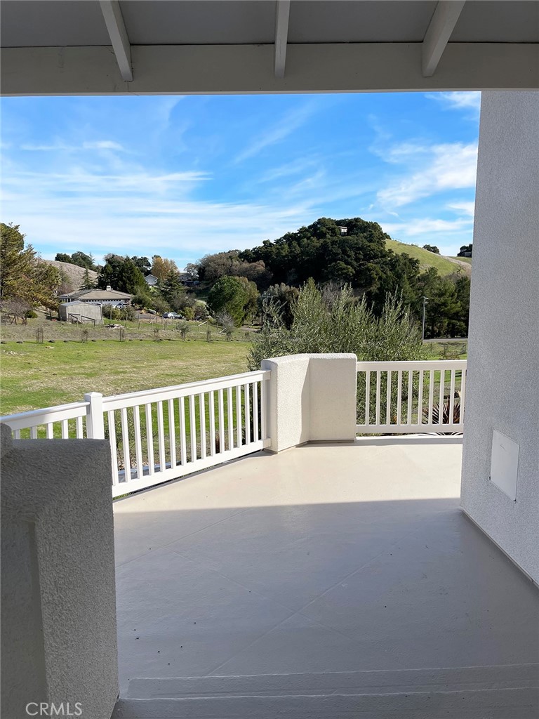 8560 Corriente Road Atascadero, CA 93422 - Photo 50 of 53 a view of balcony with ocean view