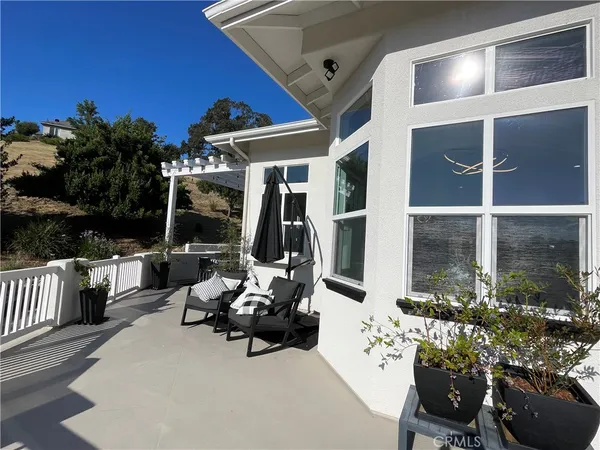 $5,200 | 8560 Corriente Road, Atascadero, CA 93422