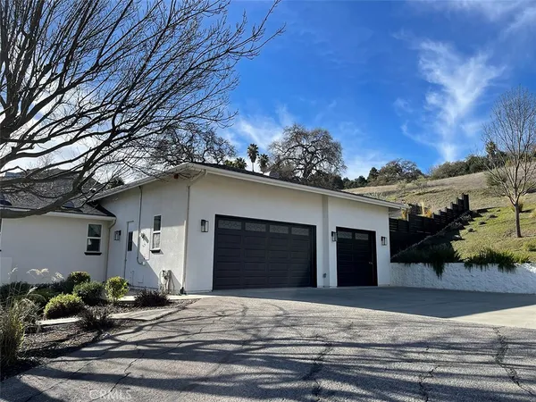 $5,200 | 8560 Corriente Road, Atascadero, CA 93422