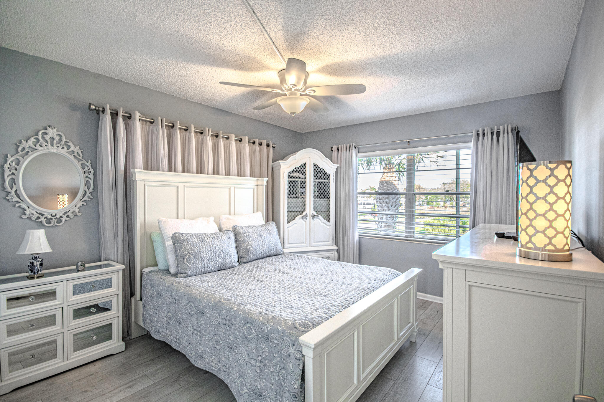 15 Dorset A Boca Raton, FL 33434 - Photo 12 of 20 Photo-692