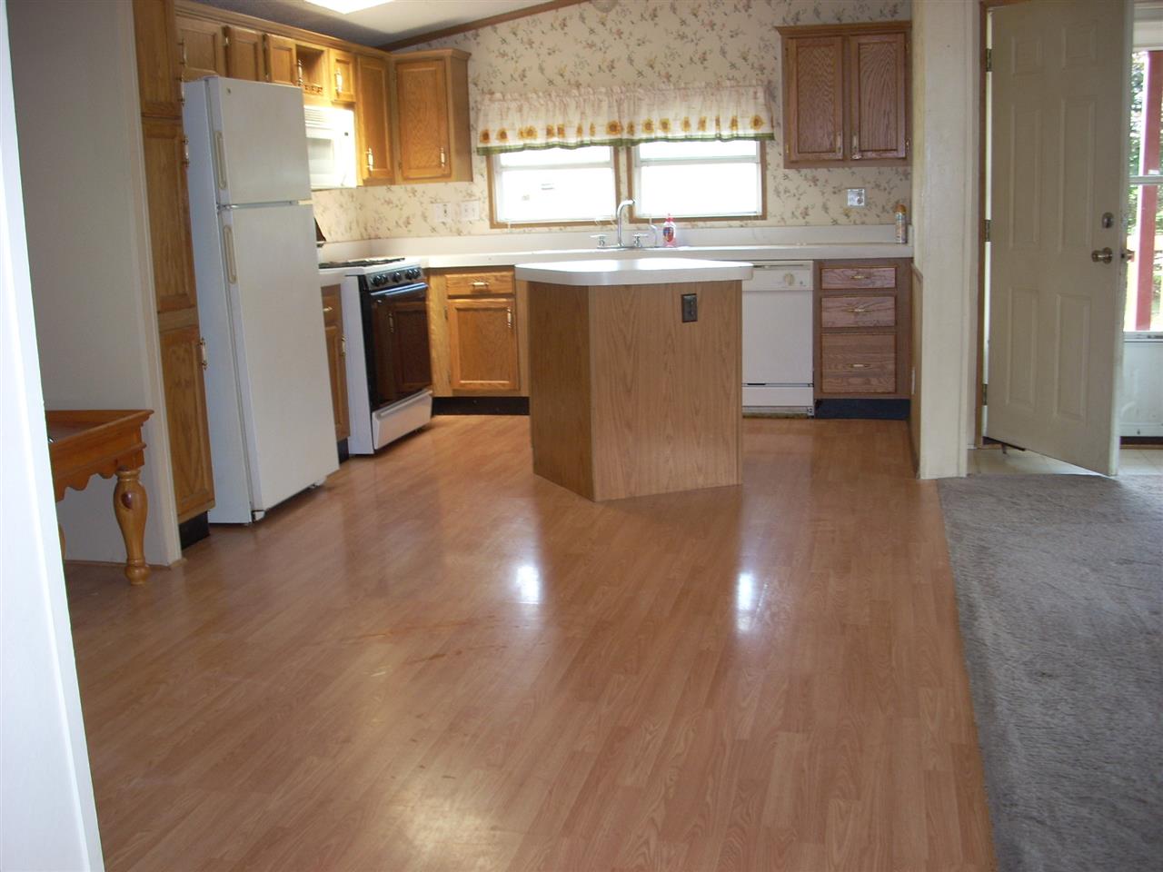 15673 3rd Road Plymouth, IN 46563 - Photo 5 of 24 Gallery Image 5