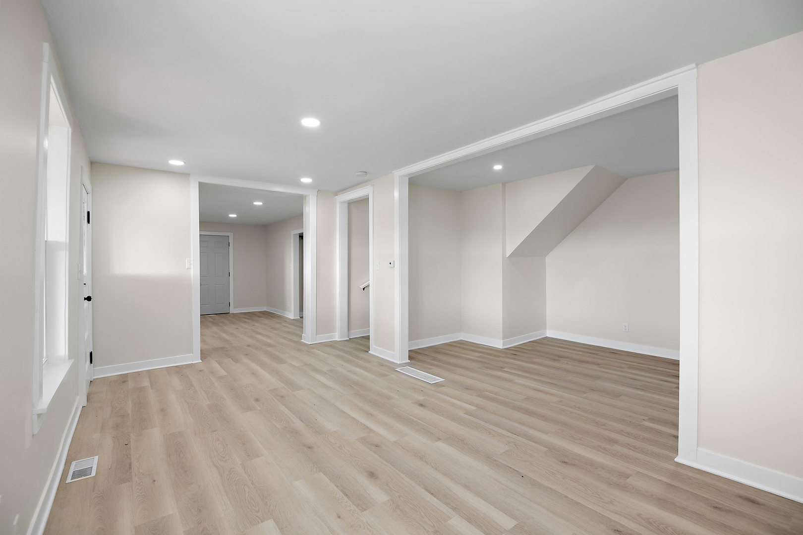 2773 North 900 East Road Ashkum, IL 60911 - Photo 11 of 30 a view of an empty room with wooden floor