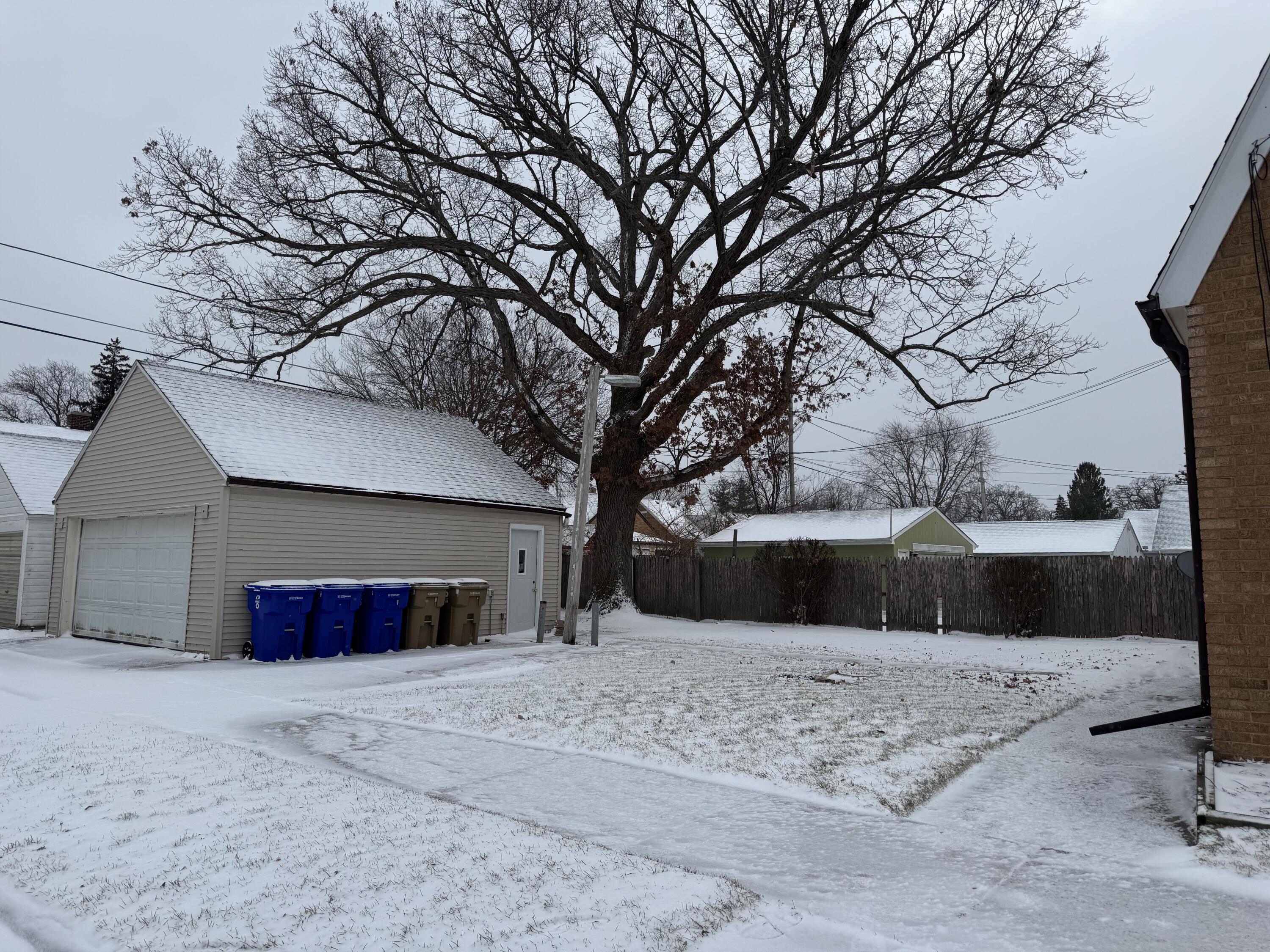 5601 37th Avenue Kenosha, WI 53144 - Photo 30 of 31 Backyard/Garage