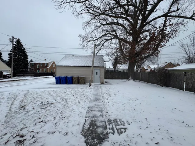 $295,000 | 5601 37th Avenue, Kenosha, WI 53144