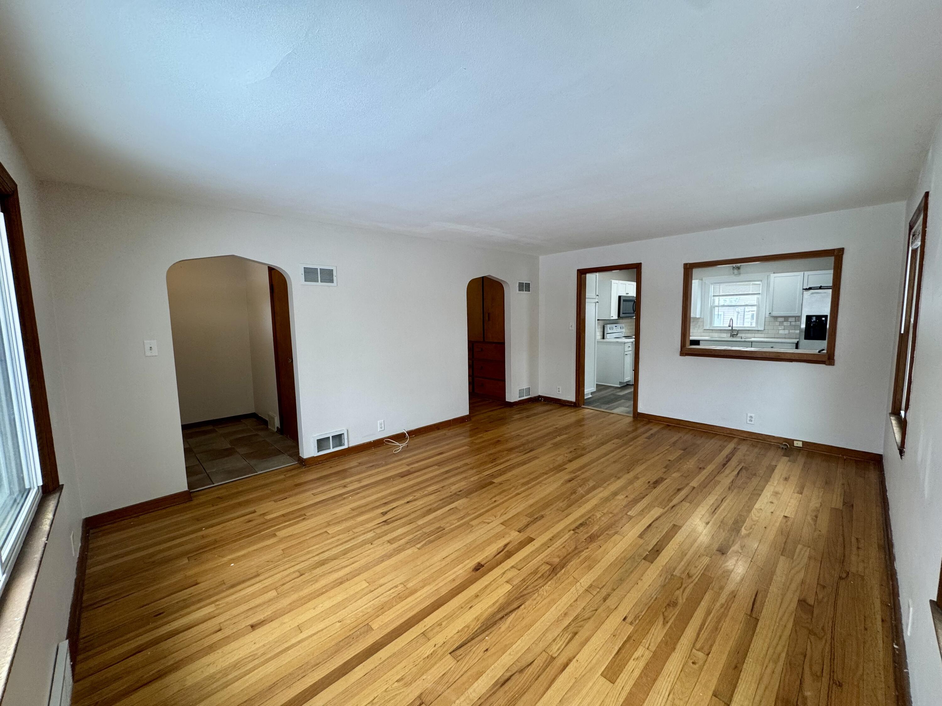 5601 37th Avenue Kenosha, WI 53144 - Photo 7 of 31 Unit 1 Living Room