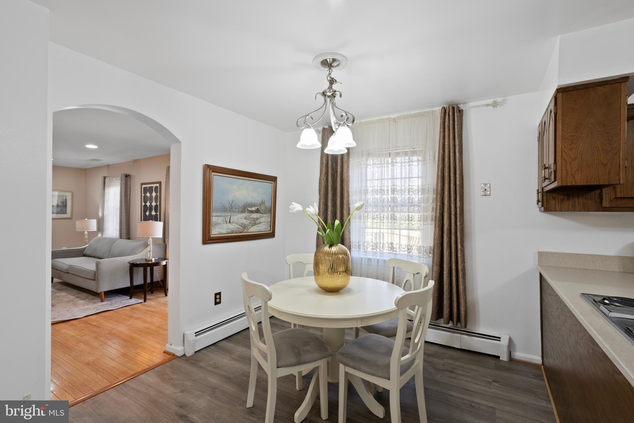 6726 Blanche Drive Lorton, VA 22079 - Photo 24 of 66 a dining room with furniture and window