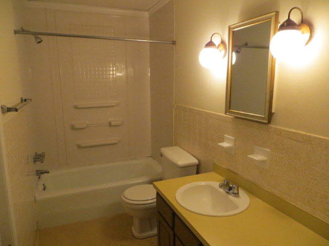 112 Spring Drive Fairhope, AL 36532 - Photo 10 of 15 Bath
