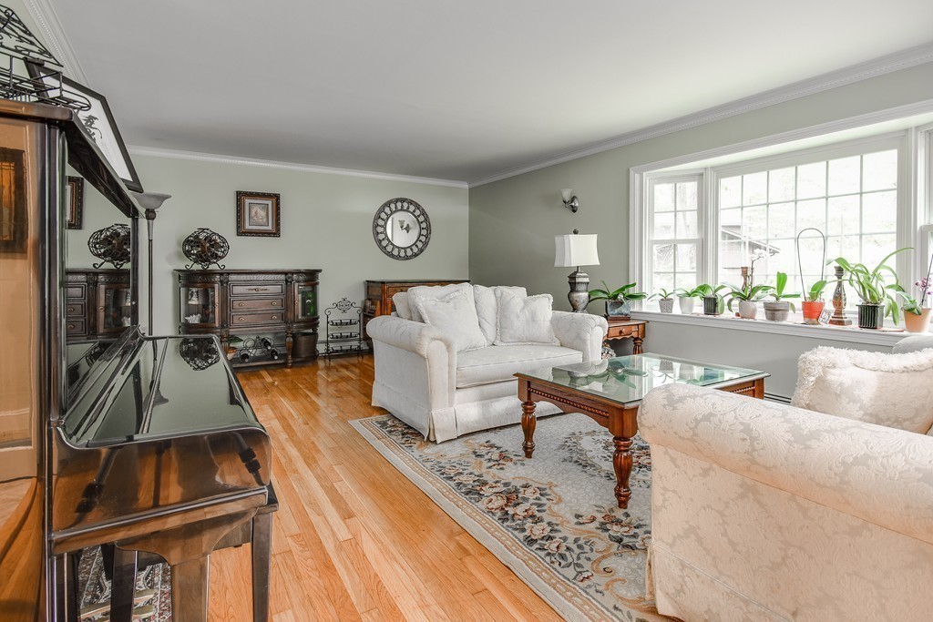 56 Knight Road Framingham, MA 01701 - Photo 4 of 29 Gallery Image 4