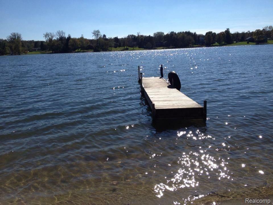 913 Woodruff Lake Road Highland, MI 48357 - Photo 8 of 31 8 Beach.JPG