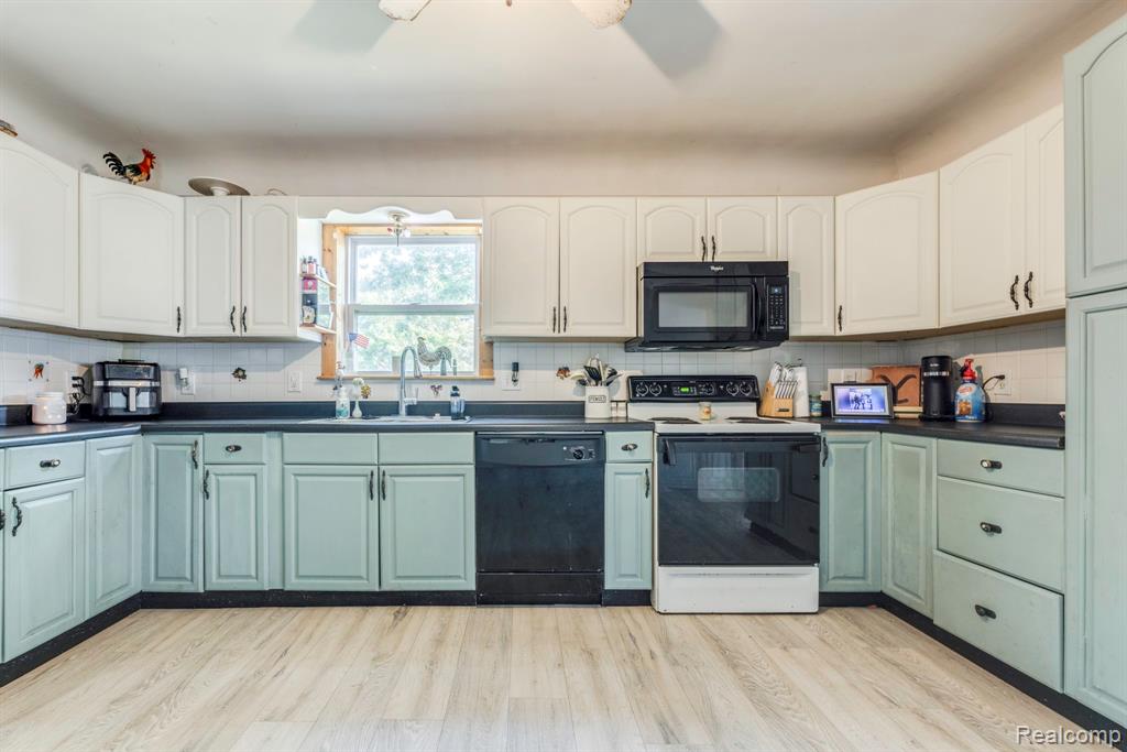203 South Main Street Capac, MI 48014 - Photo 23 of 43 Gallery Image 23