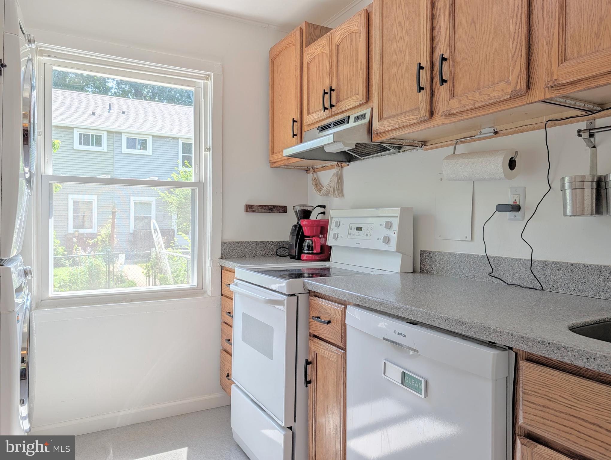 34 Ridge Road Greenbelt, MD 20770 - Photo 2 of 12