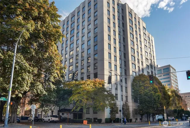 $1,730 | 1105 Spring Street, Unit 504, Seattle, WA 98104