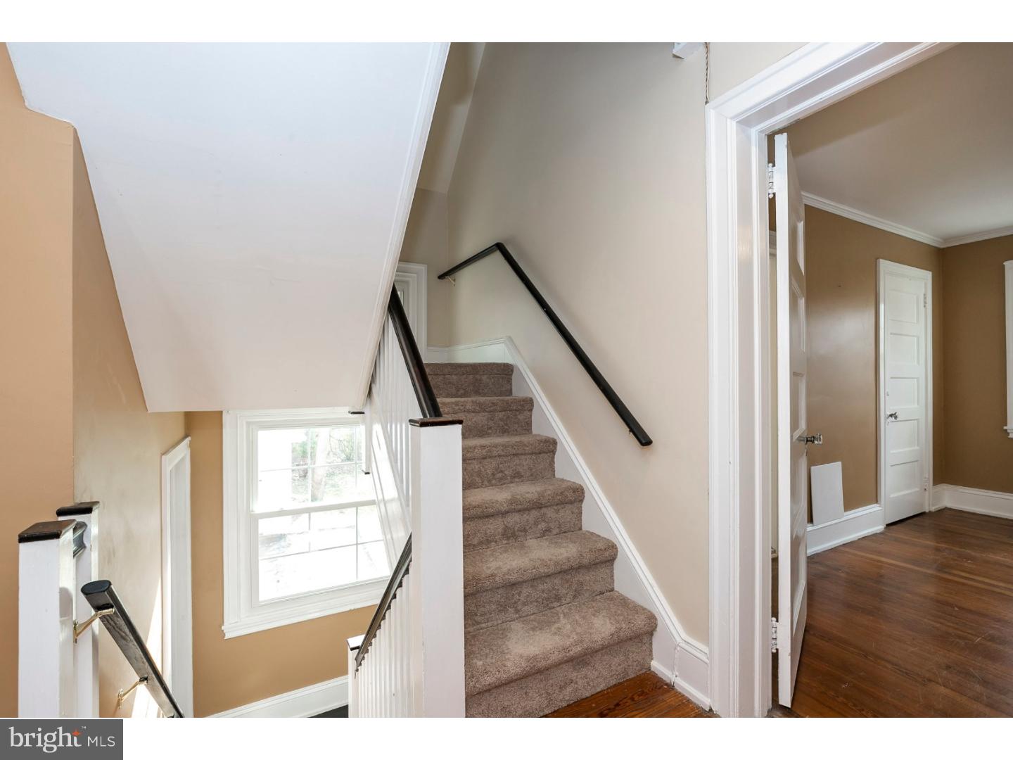 202 Roberts Road Ardmore, PA 19003 - Photo 17 of 25 Hallway