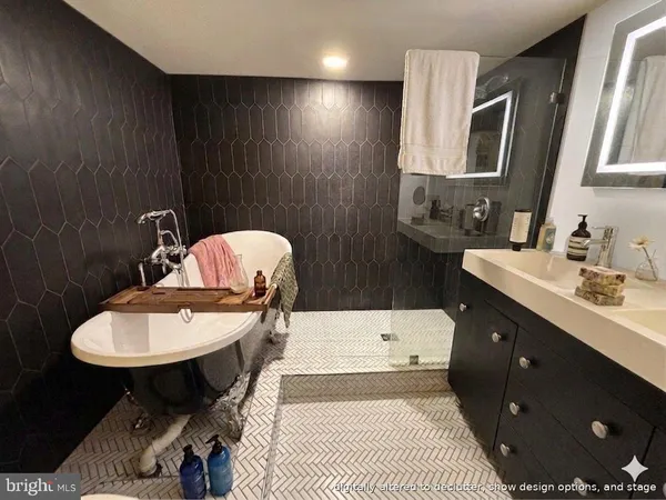 $750,000 | 6906 Sycamore Avenue, Takoma Park, MD 20912