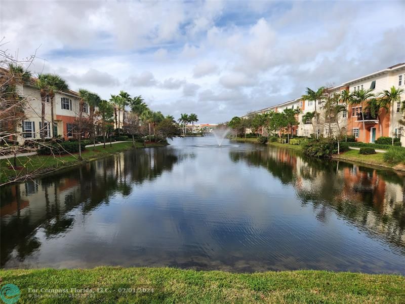 709 Southwest 1st Ter