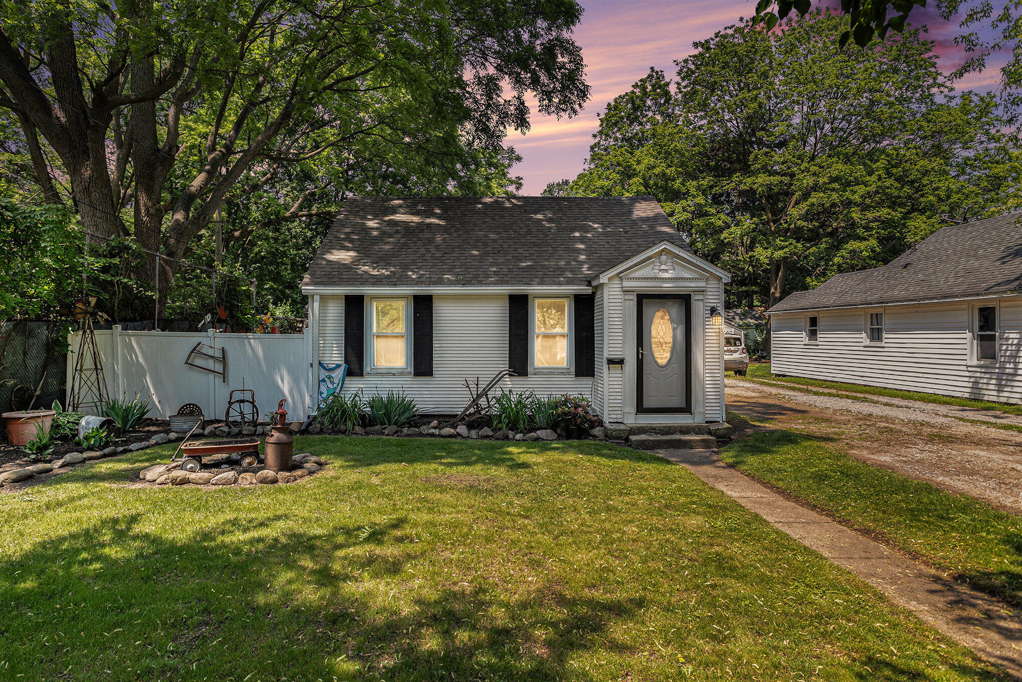 59 Wright Street Coldwater, MI 49036 - Photo 16 of 16 001_59_wright_st_coldwater_mi_49036_21_o