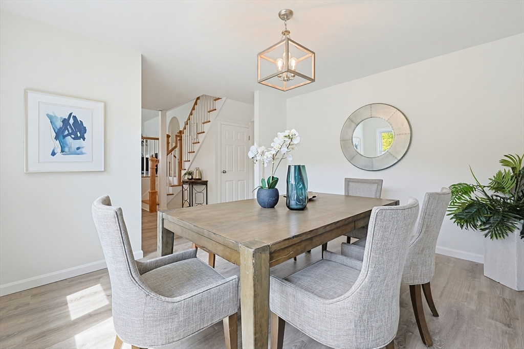 37 Temi Road Holliston, MA 01746 - Photo 4 of 42 Gallery Image 4