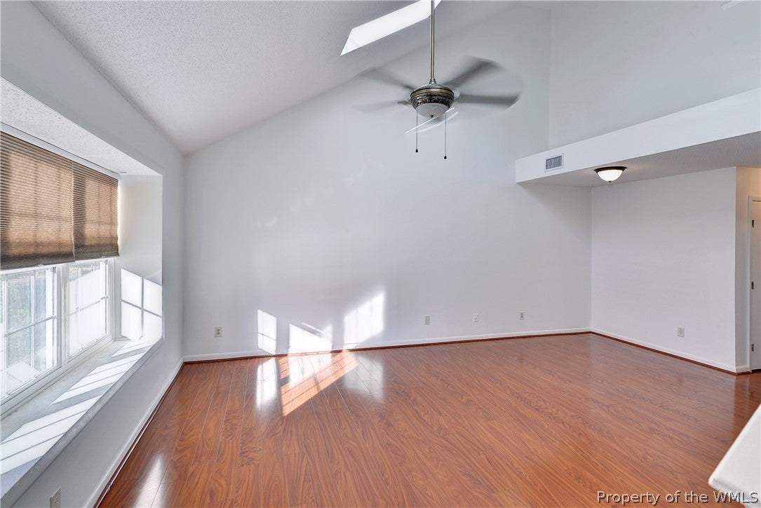 8 Treeclad Place Hampton, VA 23666 - Photo 5 of 35 Gallery Image 5