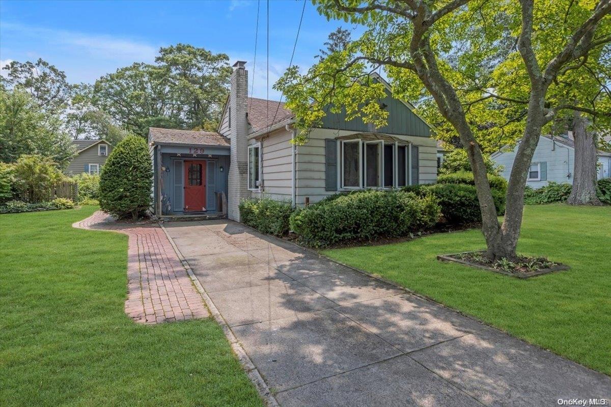 129 Fillmore Street Centerport, NY 11721 - Photo 1 of 1 Exterior