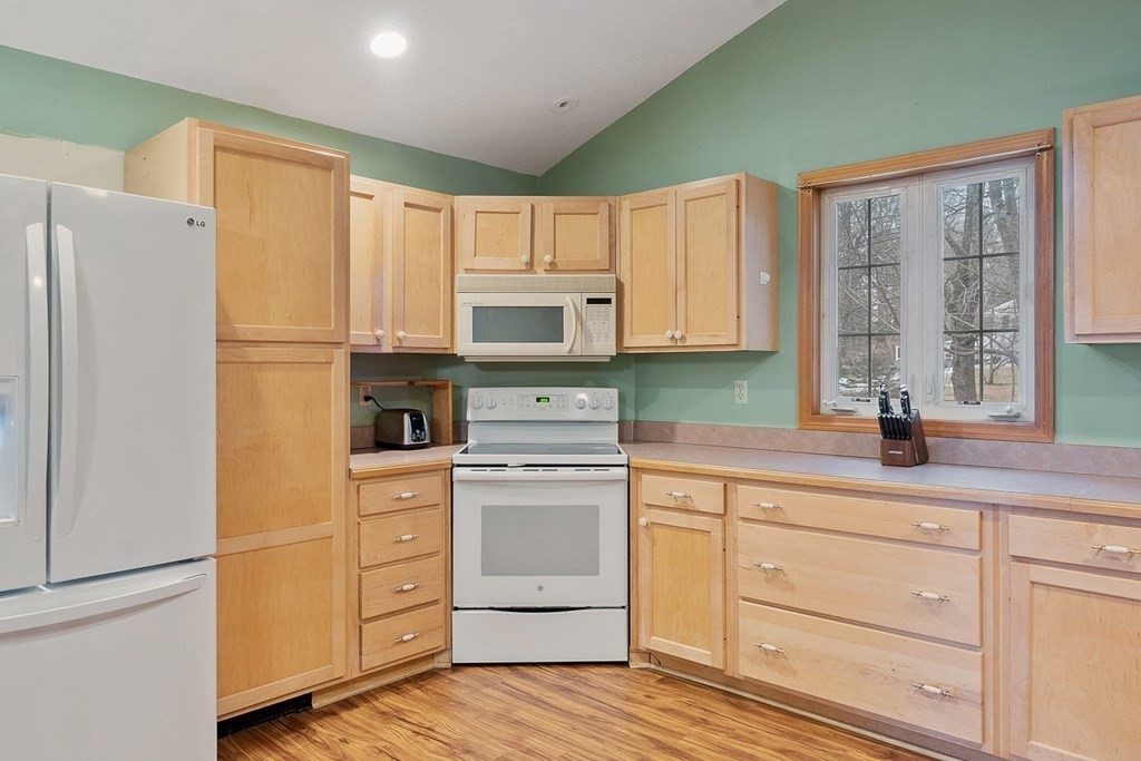377 Spring Street Athol, MA 01331 - Photo 17 of 42 Gallery Image 17