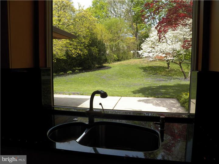 219 Plush Mill Road Wallingford, PA 19086 - Photo 10 of 25