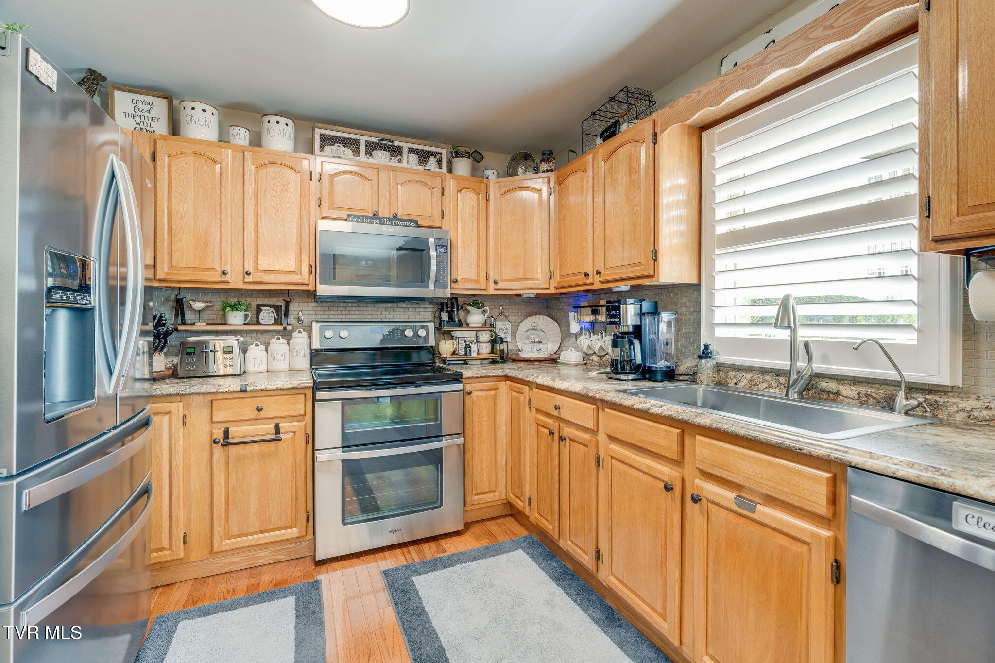 69 Pine Ridge Drive Afton, TN 37616 - Photo 12 of 38 012 (23)