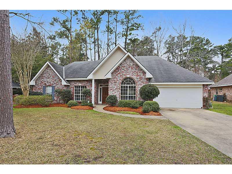 218 Longfellow Lane Mandeville, LA 70448 - Photo 2 of 16